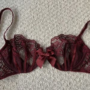 Victoria’s Secret sexy bra